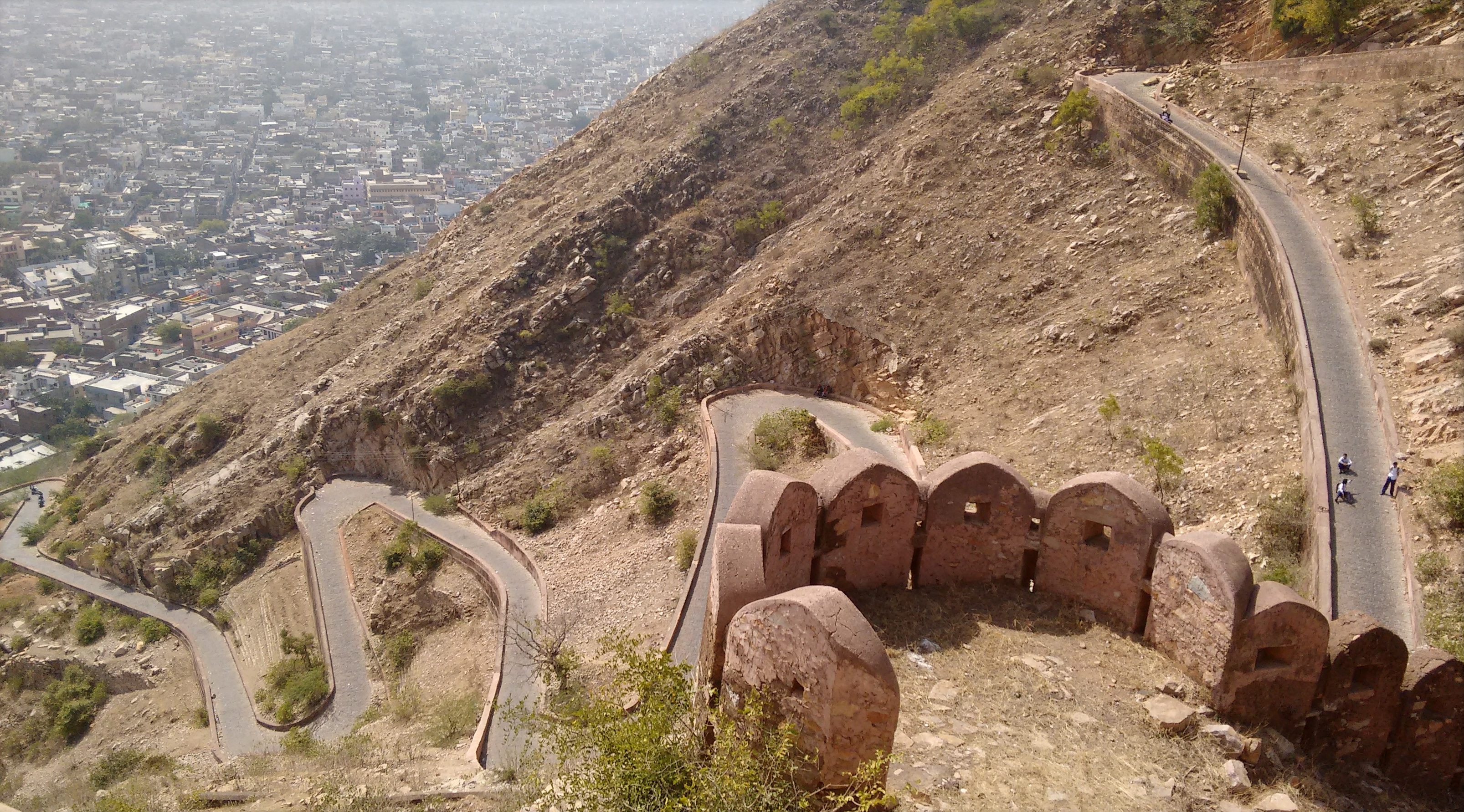 Path to Nahargardh fort