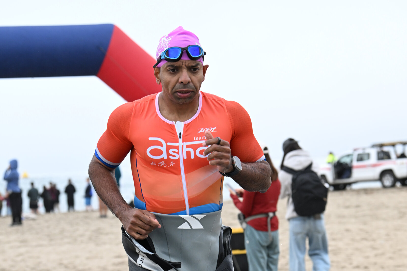 Santa Cruz Triathlon 2026 — swim exit